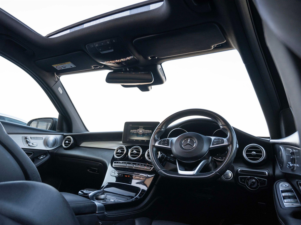 Mercedes-Benz GLC Class 2.1 D Amg Line Premium Plus G-tronic 4Matic Euro Black #2
