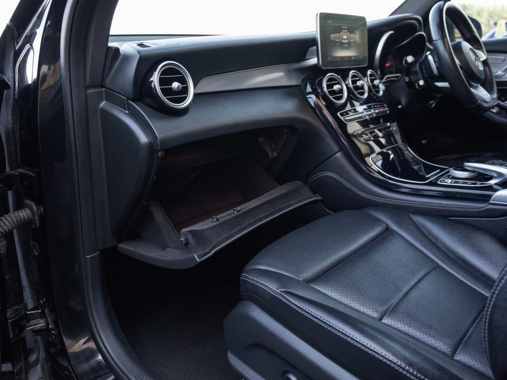 Mercedes-Benz GLC Class Glc Black #32