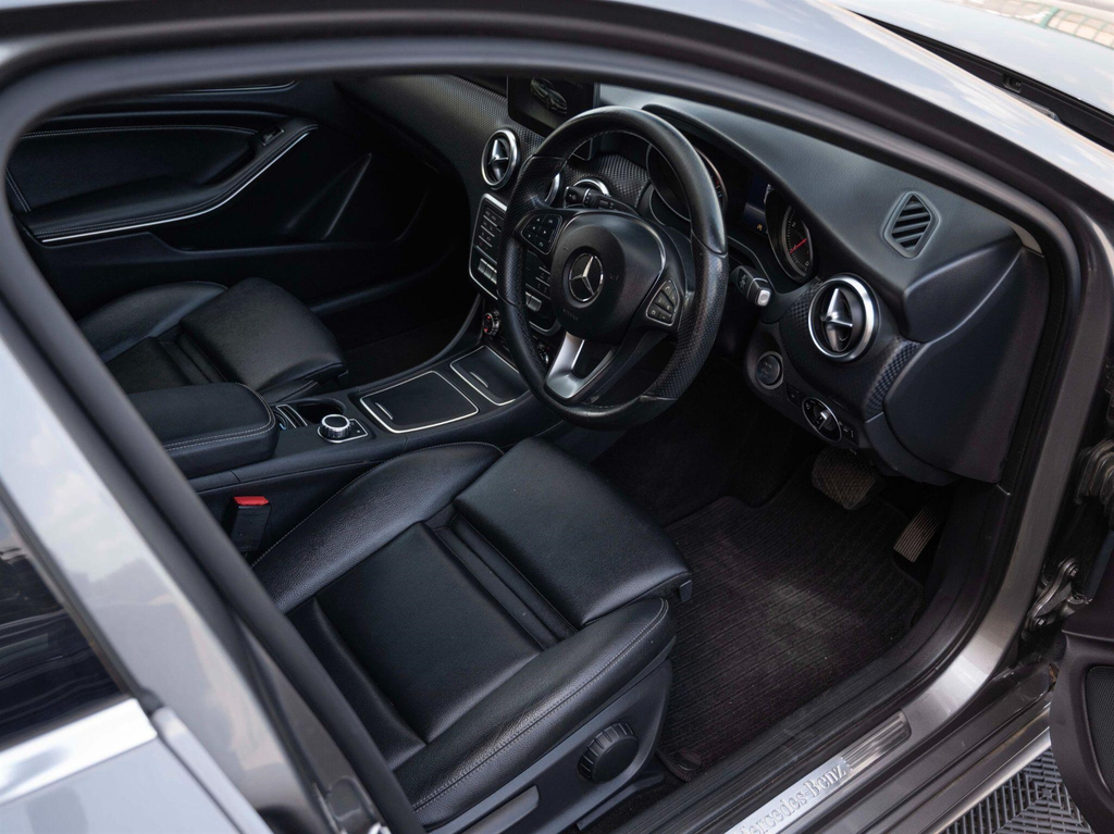 Mercedes-Benz A Class 1.5 Sport 7G-dct Euro 6 Ss Grey #3