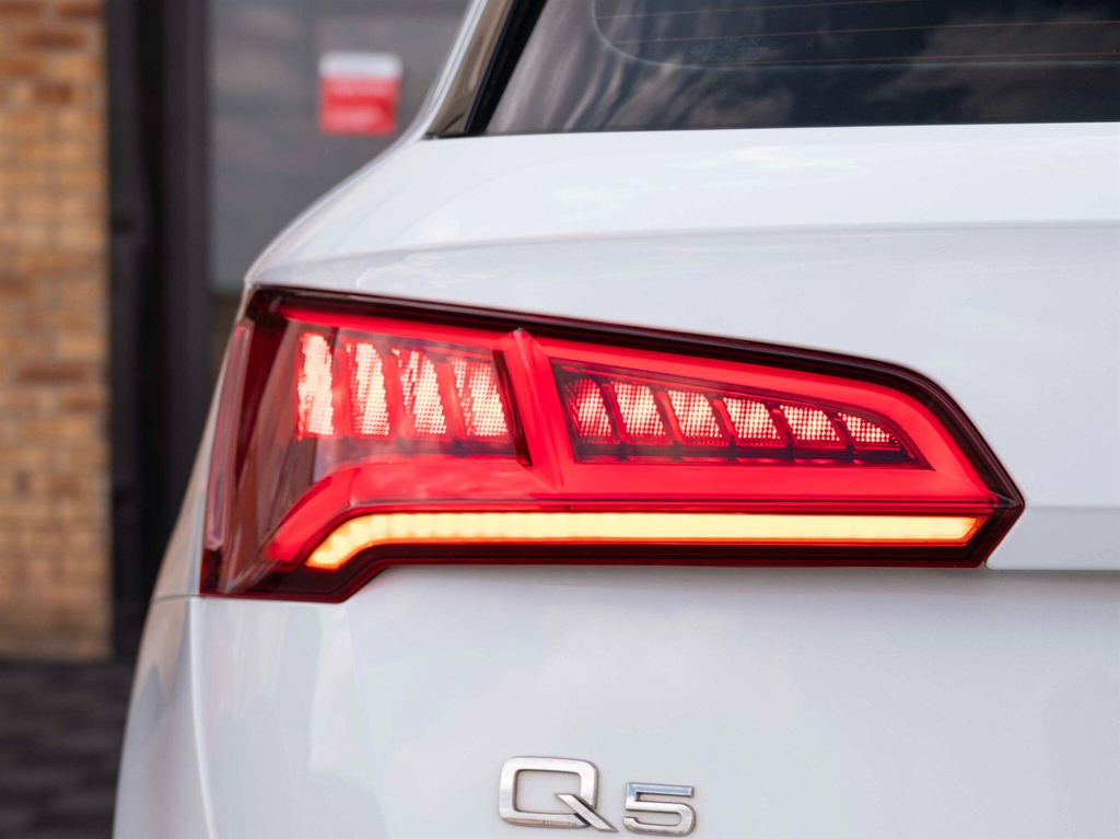 Audi Q5 S Line 2.0 Tdi Quattro 190Ps White #19