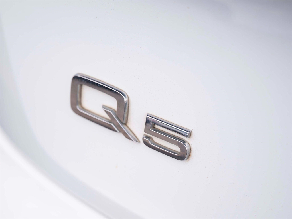 Audi Q5 S Line 2.0 Tdi Quattro 190Ps White #33