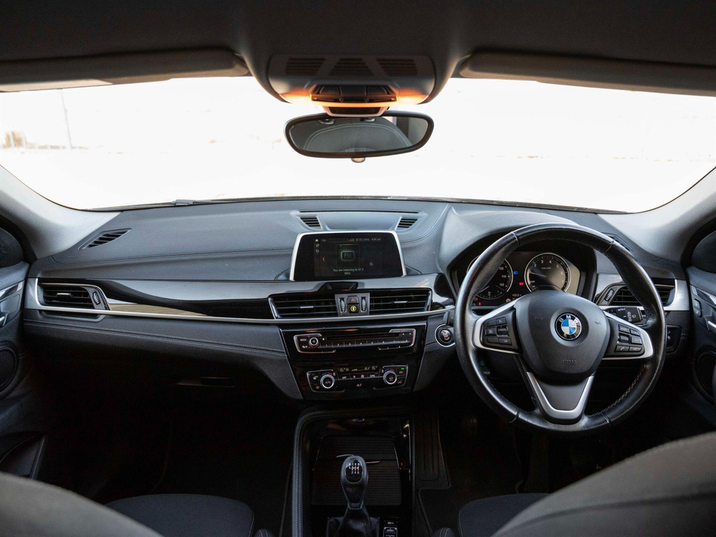 BMW X2 Sdrive 18I Sport Blue #43