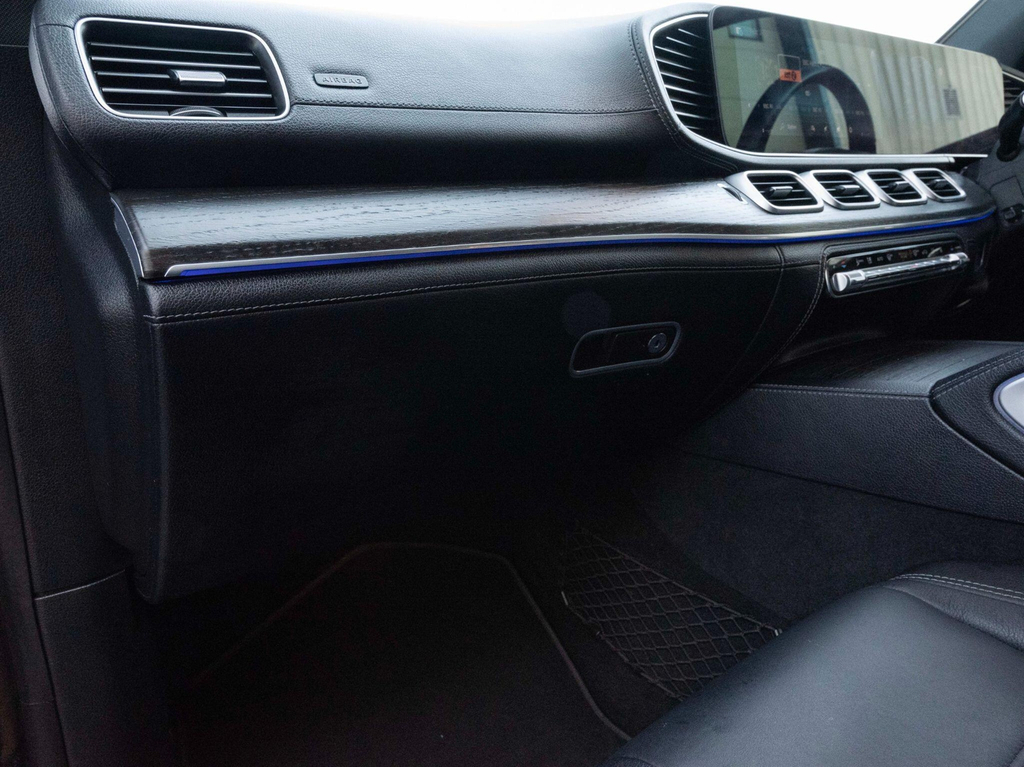 Mercedes-Benz GLE Class Amg Line Silver #33