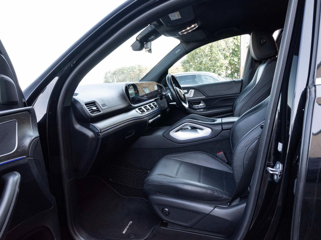 Mercedes-Benz GLE Class Amg Line Silver #31