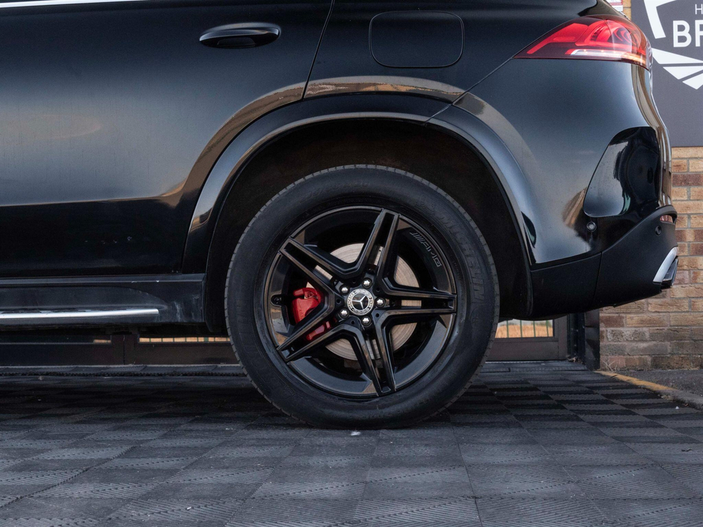 Mercedes-Benz GLE Class Amg Line Silver #64