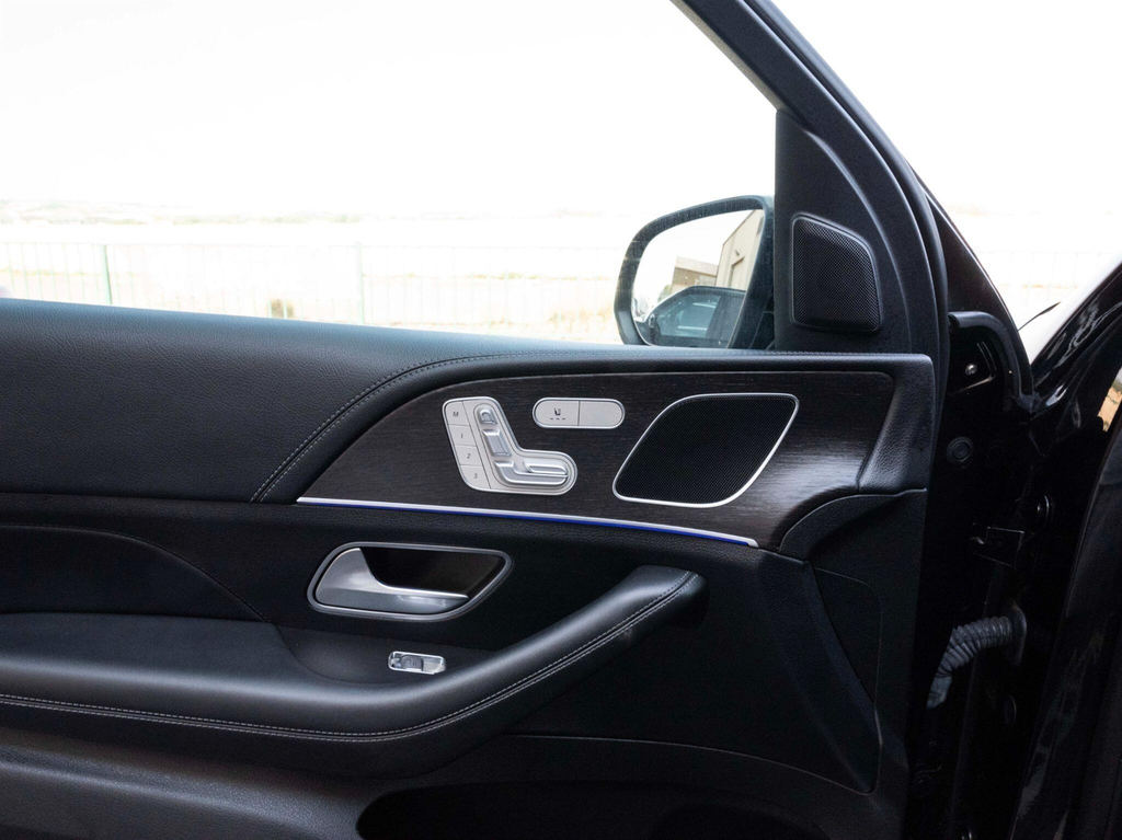 Mercedes-Benz GLE Class Amg Line Silver #26