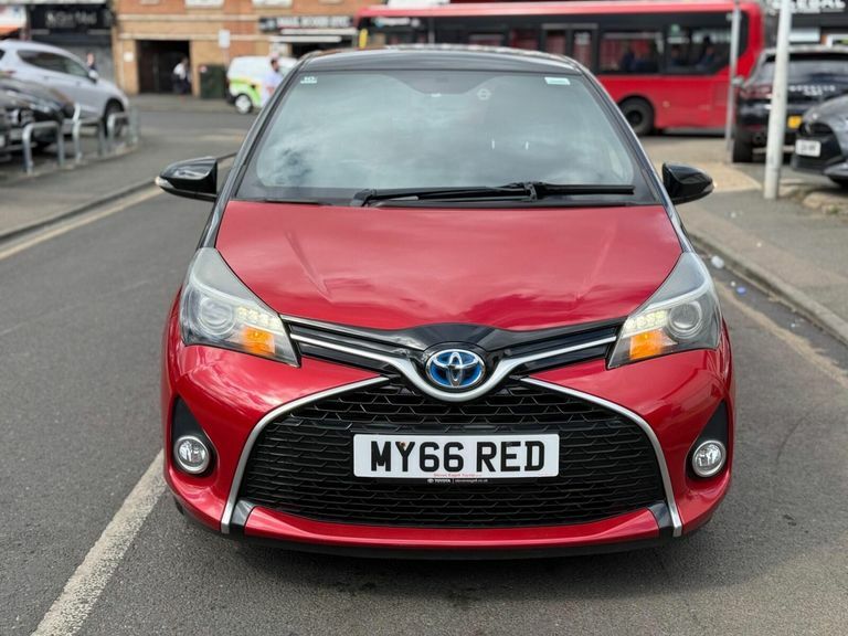 Toyota Yaris 1.5 Vvt-h Design E-cvt Euro 6 MY66RED #2