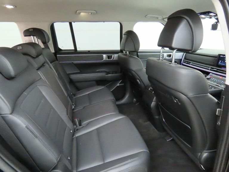 Hyundai Santa Fe Ultimate White #8
