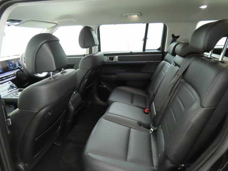 Hyundai Santa Fe Ultimate White #7