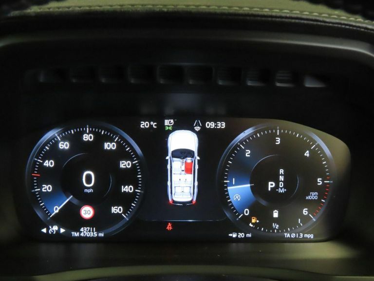Volvo XC90 Inscription Gold #12