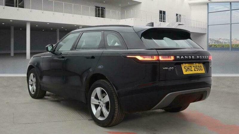 Land Rover Range Rover Velar 2.0 D180 S SHZ2500 Black #4