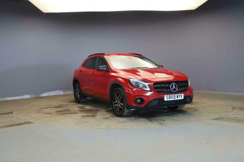 Mercedes-Benz C Class 1.6 Gla180 Gpf Urban Red #2