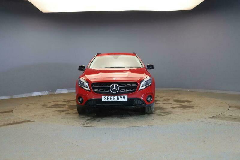 Mercedes-Benz C Class 1.6 Gla180 Gpf Urban Red #4
