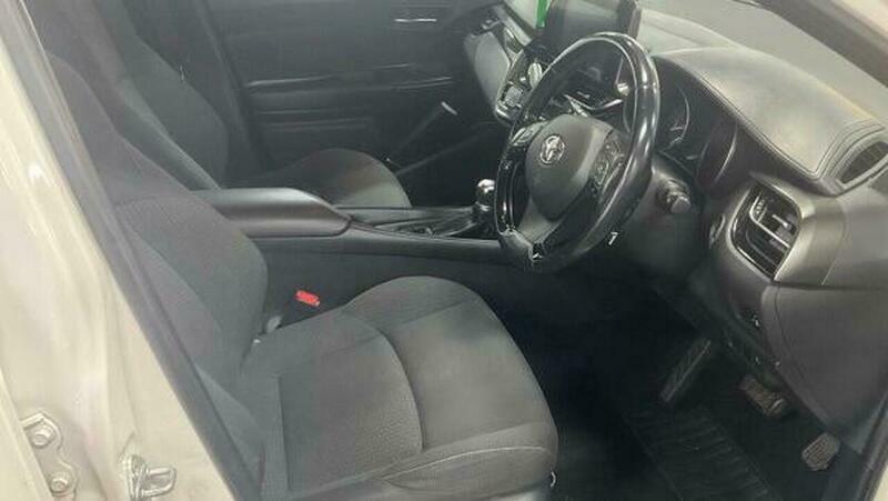 Toyota C-Hr 1.8 Vvt-h Excel Cvt White #11