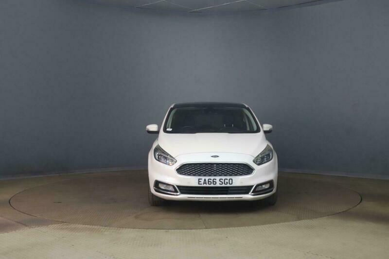Ford S-Max 2.0 Tdci Vignale Powershift White #2