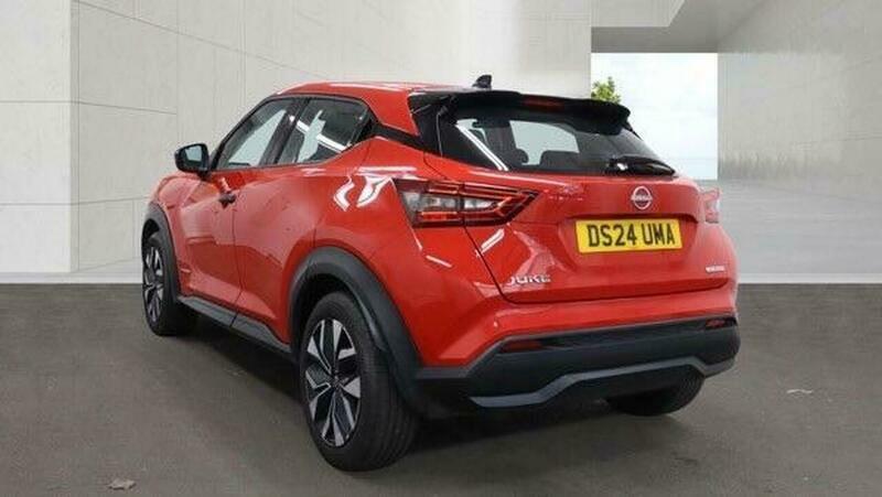 Nissan Juke 1.6 N-connecta Euro Black #4