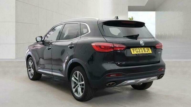 MG HS 1.5 T-gdi 16.6Kwh Exclusive Black #5