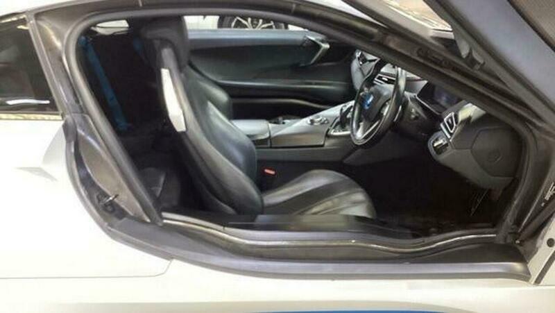BMW i8 2016 1.5L I8 228 Bhp White #12