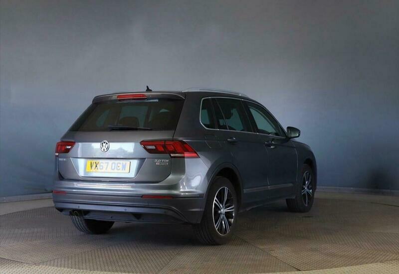 Volkswagen Tiguan 2.0 Tdi Se Navigation VX67OCW Grey #4