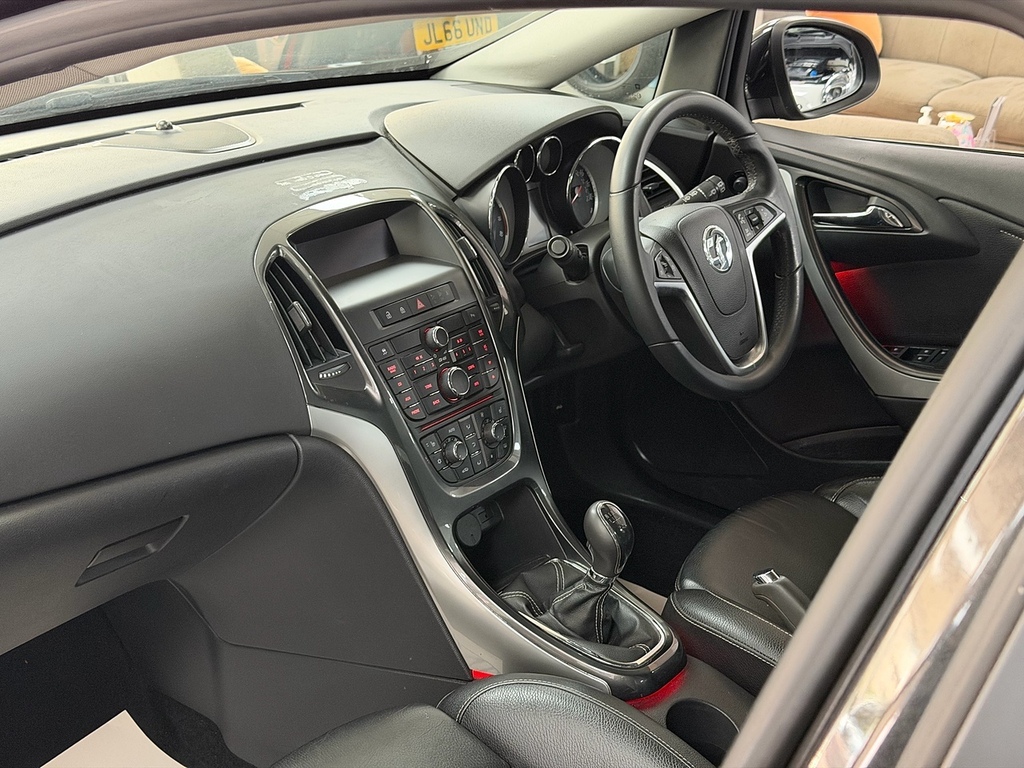 Vauxhall Astra Elite Black #5