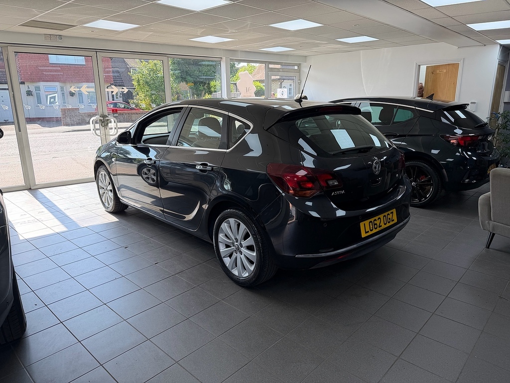 Vauxhall Astra Elite LO62OGZ Black #2