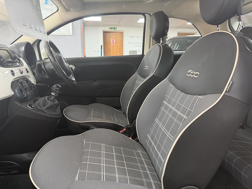 Fiat 500 Lounge WP67HVM White #4