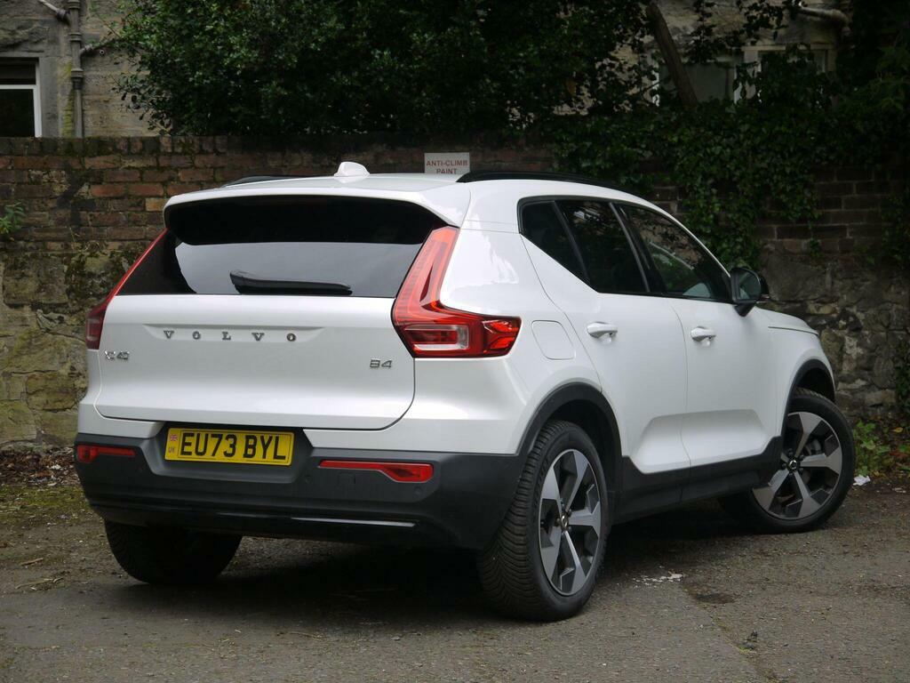 Volvo XC40 2.0 B4 Mhev Ultimate Dct Euro 6 S S EU73BYL White #5