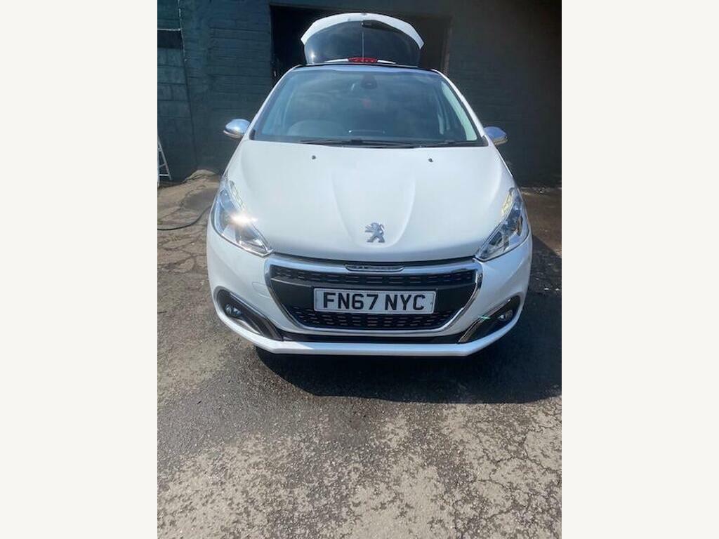 Peugeot 208 1.2 Puretech Allure Premium Euro 6 White #2