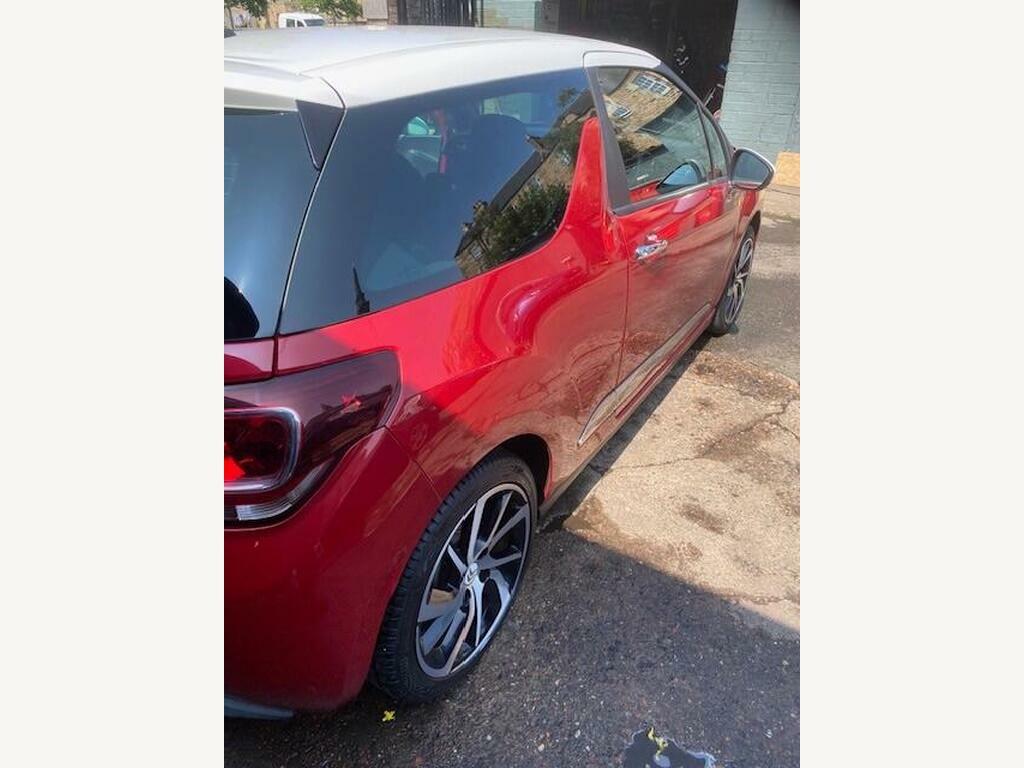 Citroen DS3 1.2 Puretech Dstyle Plus Euro 6 S S Red #3