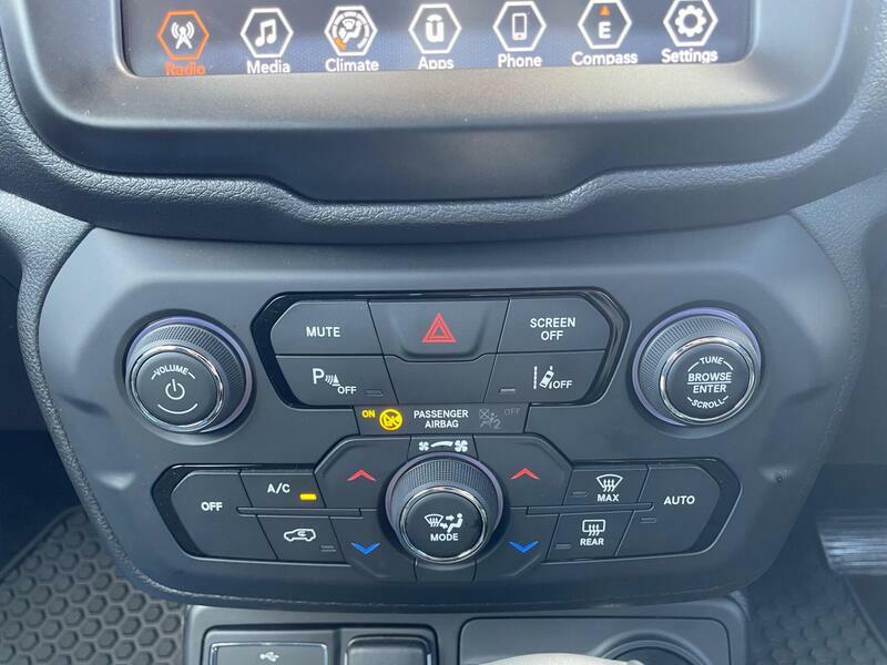 Jeep Renegade 1.3 Turbo 4Xe Phev 240 Overland Black #33