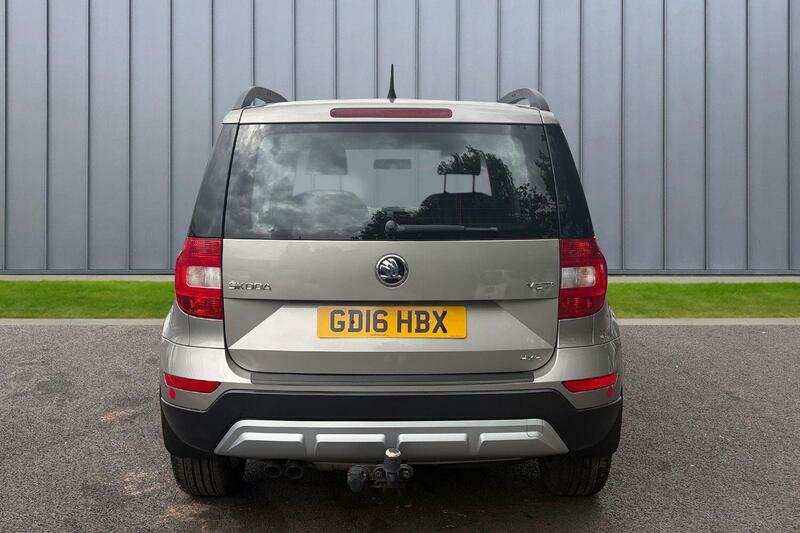 Skoda Yeti 2.0 Tdi S Outdoor 4Wd Euro 6 Ss Beige #5