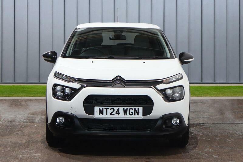 Citroen C3 1.2 Puretech Max Euro 6 Ss MT24WGN White #2