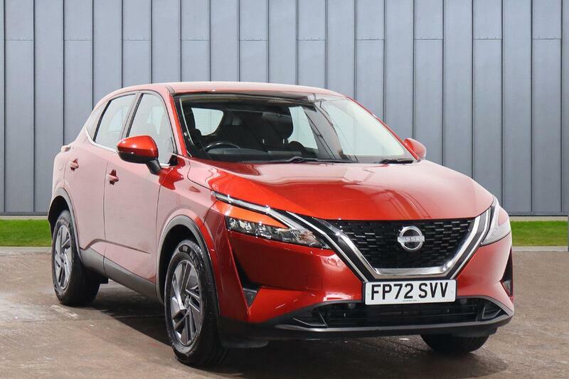 Nissan Qashqai 1.3 Dig-t Mhev Acenta Premium Euro 6 Ss Red
