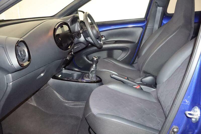Toyota Aygo X 1.0 Vvt-i Exclusive Euro 6 Ss Blue #2