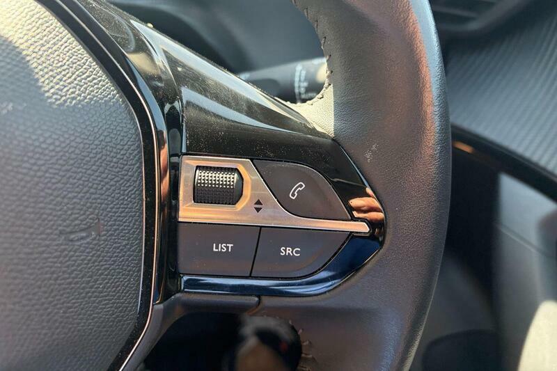 Peugeot 2008 1.2 Puretech Active Premium Suv Manua Blue #11