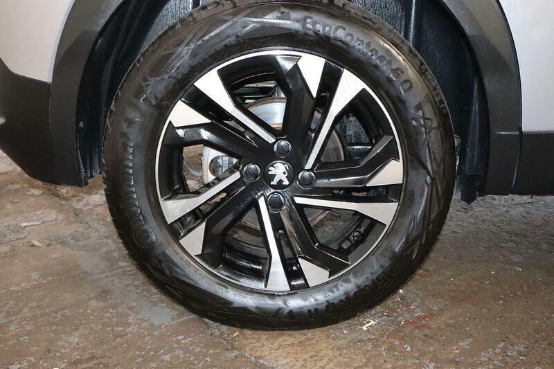Peugeot e-2008 50Kwh Gt 7Kw Charger  #17