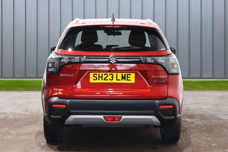 Suzuki S Cross 1.5 Hybrid Ultra Allgrip Ags Red #7
