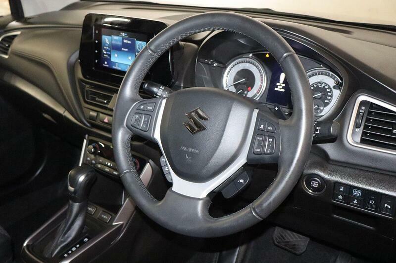 Suzuki S Cross 1.5 Hybrid Ultra Allgrip Ags Red #11