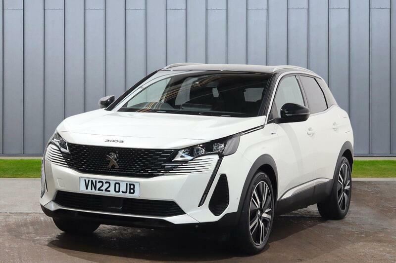 Peugeot 3008 1.6 13.2Kwh Gt Premium E-eat Euro 6 Ss White #4