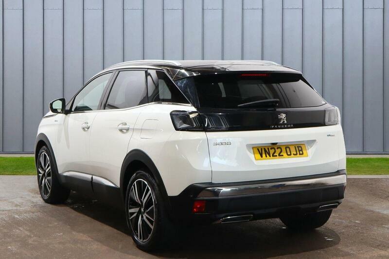 Peugeot 3008 1.6 13.2Kwh Gt Premium E-eat Euro 6 Ss White #3