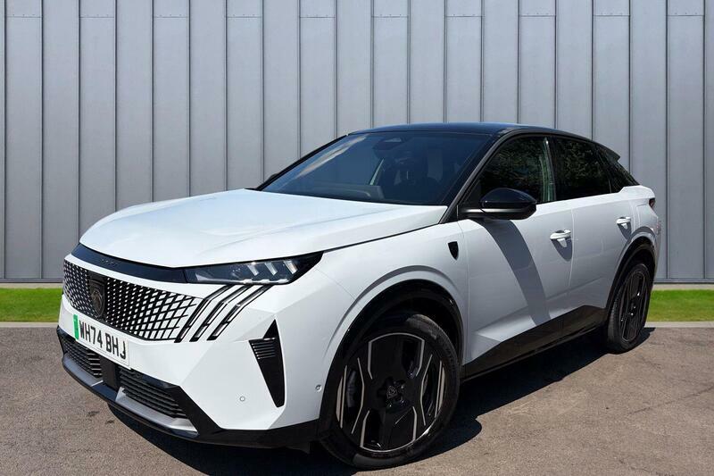 Peugeot 3008 73Kwh Gt White #4