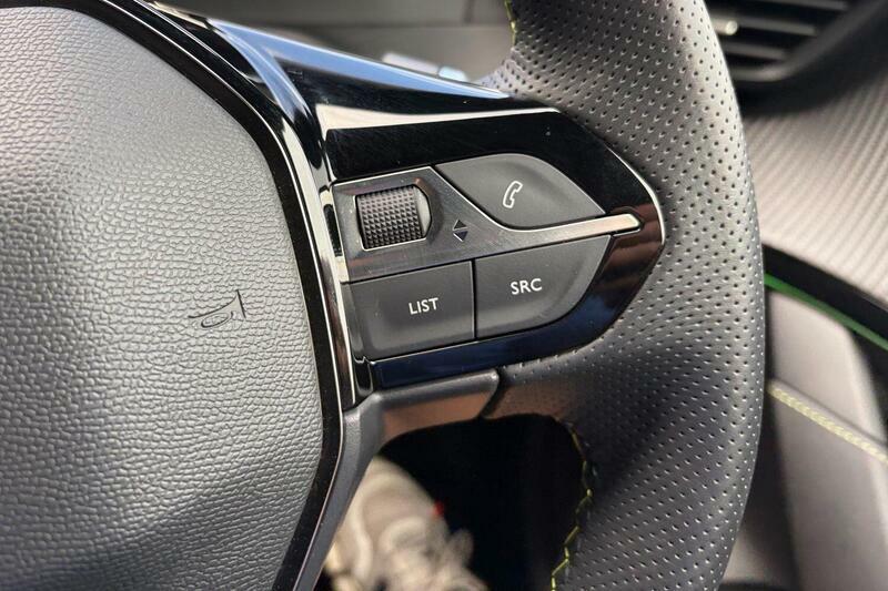 Peugeot 208 1.2 Puretech Allure Premium Hatchback Blue #11