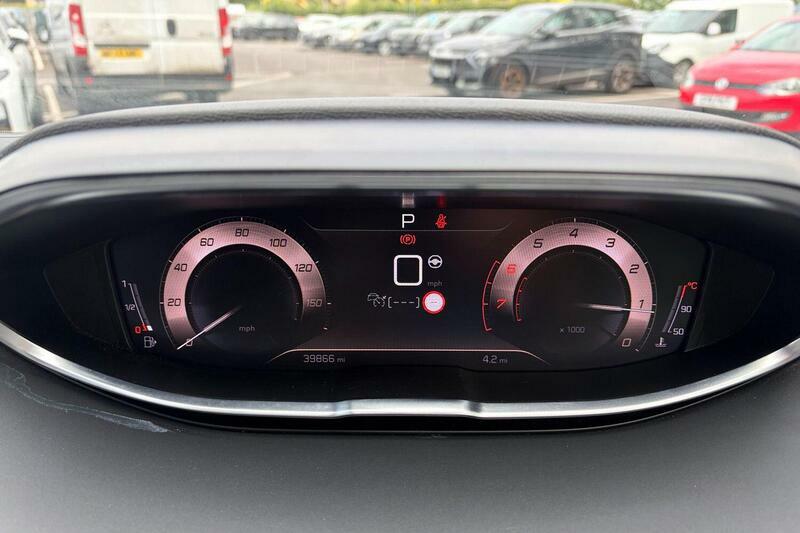 Peugeot 5008 1.2 Puretech Allure Premium Eat8 Blue #17