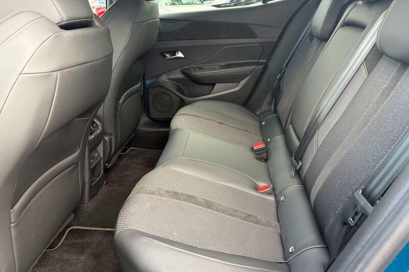 Peugeot 408 1.2 Hybrid 136 Gt E-dsc6 White #10