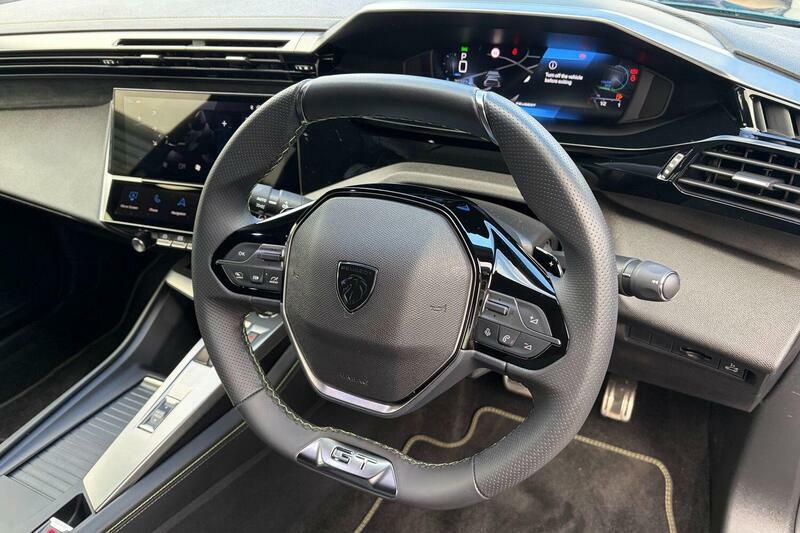 Peugeot 408 1.2 Hybrid 136 Gt E-dsc6 White #19