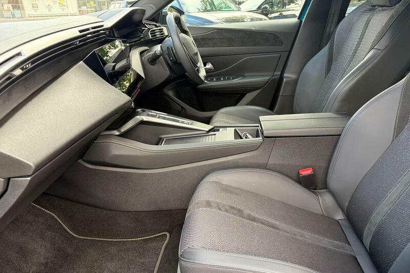 Peugeot 408 1.2 Gt Fastback E-dsc6 Euro 6 Ss Blue #2