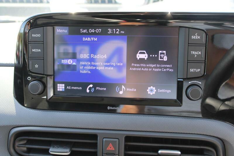 Hyundai I10 1.0 Se Connect Hatchback Euro 6 Silver #20