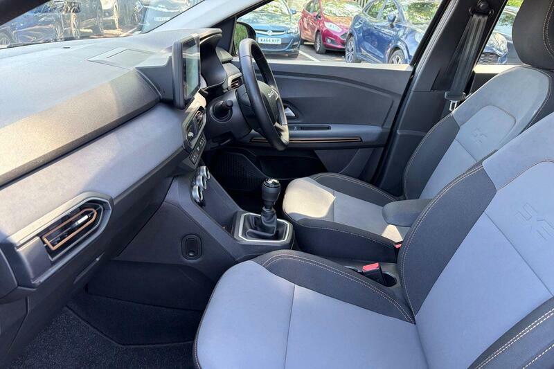 Dacia Sandero Stepway 1.0 Tce Extreme Euro 6 Ss WR74OMB Black #2