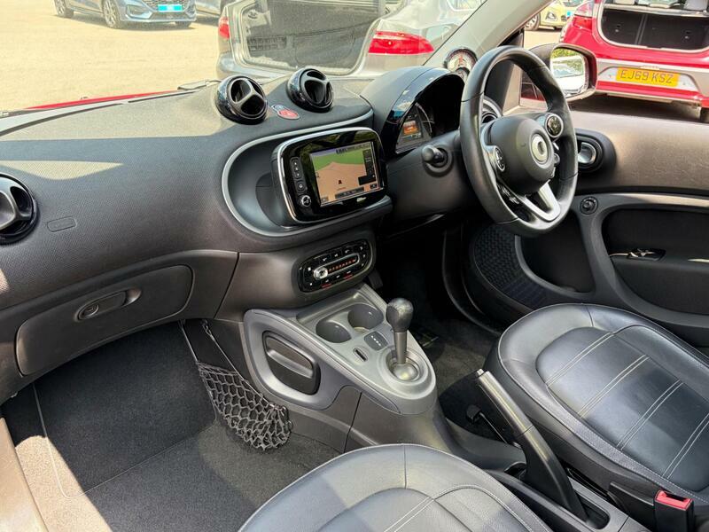 Smart Fortwo 17.6Kwh Prime Premium 22Kw Charger Black #2