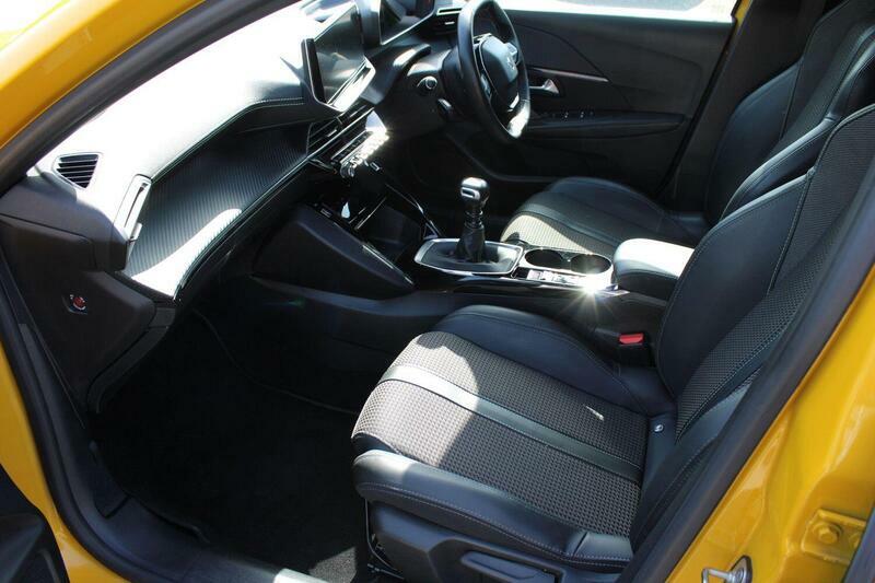 Peugeot 208 1.2 Puretech Gt Euro 6 Ss Yellow #2